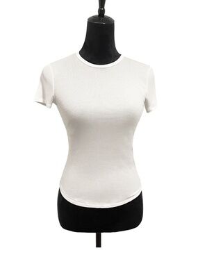 🍓 3 for 45- Aritzia/Sunday Best ReRib Crew Neck Tee